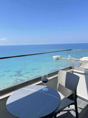 Apartment | Terrace/patio