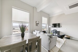 TV - Downtown/Bengals/Reds/TQL/OTR (Cincinnati)