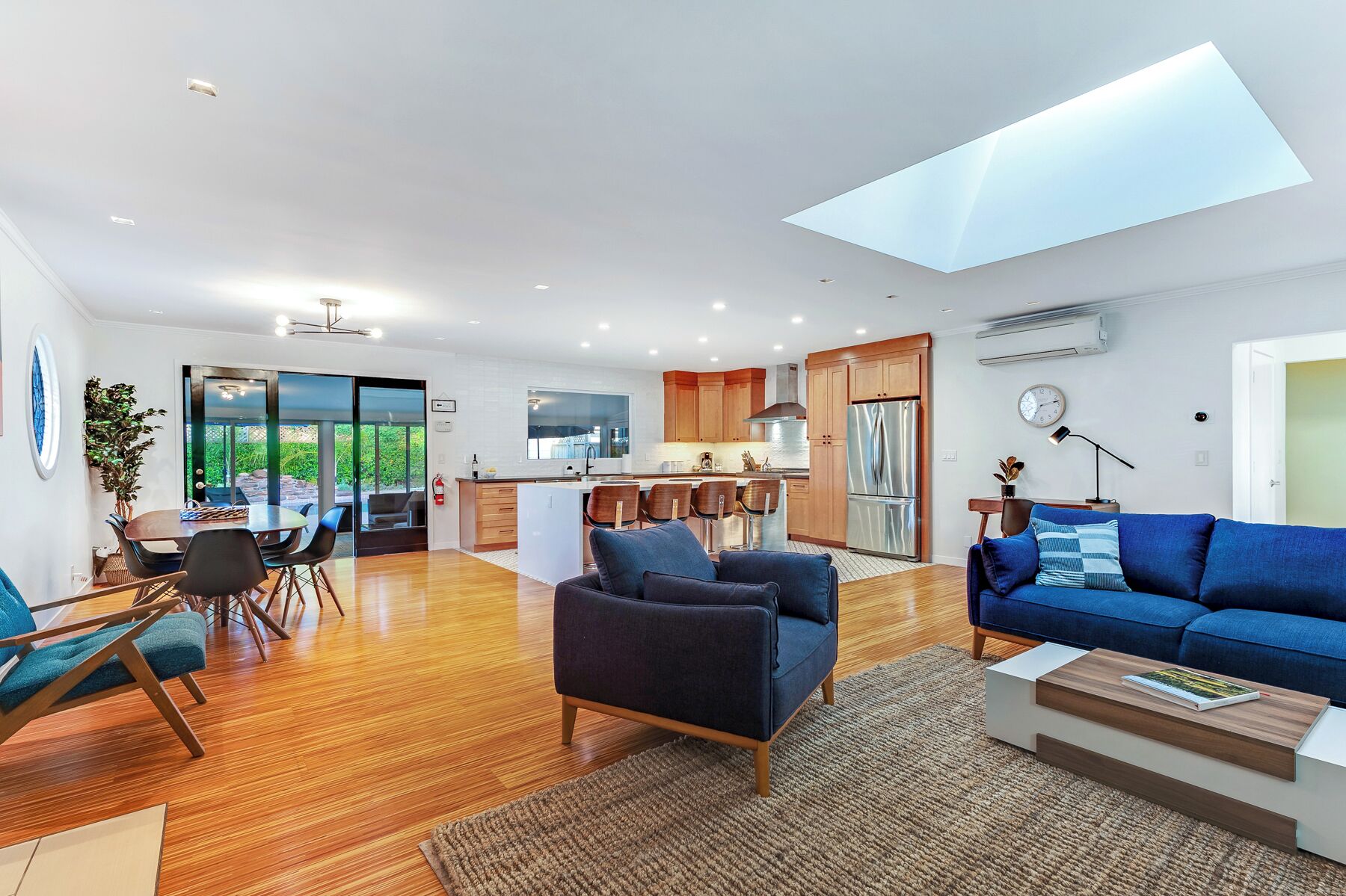 Midcentury Modern Wine Country Private Pool & Spa - Calistoga, CA