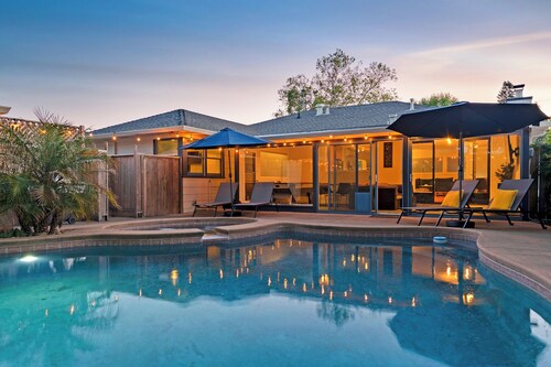 MidCentury Modern Wine Country Private Pool & Spa