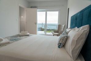 2 bedrooms, iron/ironing board, Internet, bed sheets