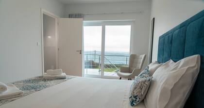 Villa dos Salgueiros by Villas da Salga