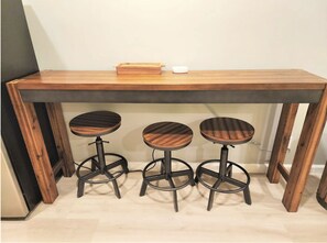 Interior - Lake Front Oasis-On the Lake/Pier/Full Kitchen Lakeport Room #2 (Lakeport)