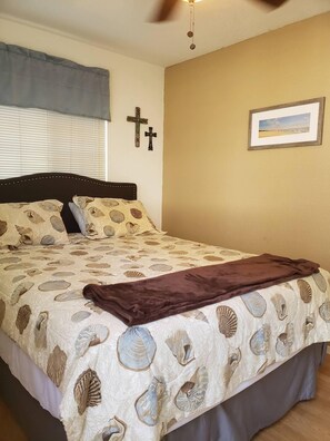 1 室のベッドルーム、WiFi