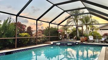 Piscine extérieure, piscine chauffée