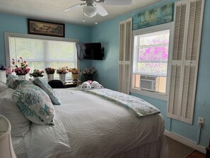 2 bedrooms, desk, iron/ironing board, free WiFi