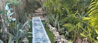Botanical Beach Cottage