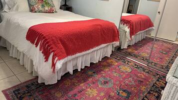 1 chambre, bureau, fer et planche Ă repasser, Wi-Fi gratuit