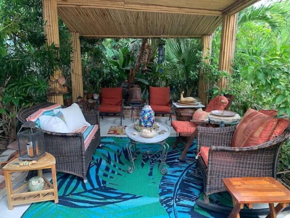 Terrace/patio - Botanical Beach Cottage (Lake Worth Beach)