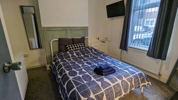 1 bedroom, iron/ironing board, WiFi, bed sheets