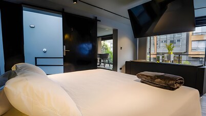 Hostel Joy Cll 85