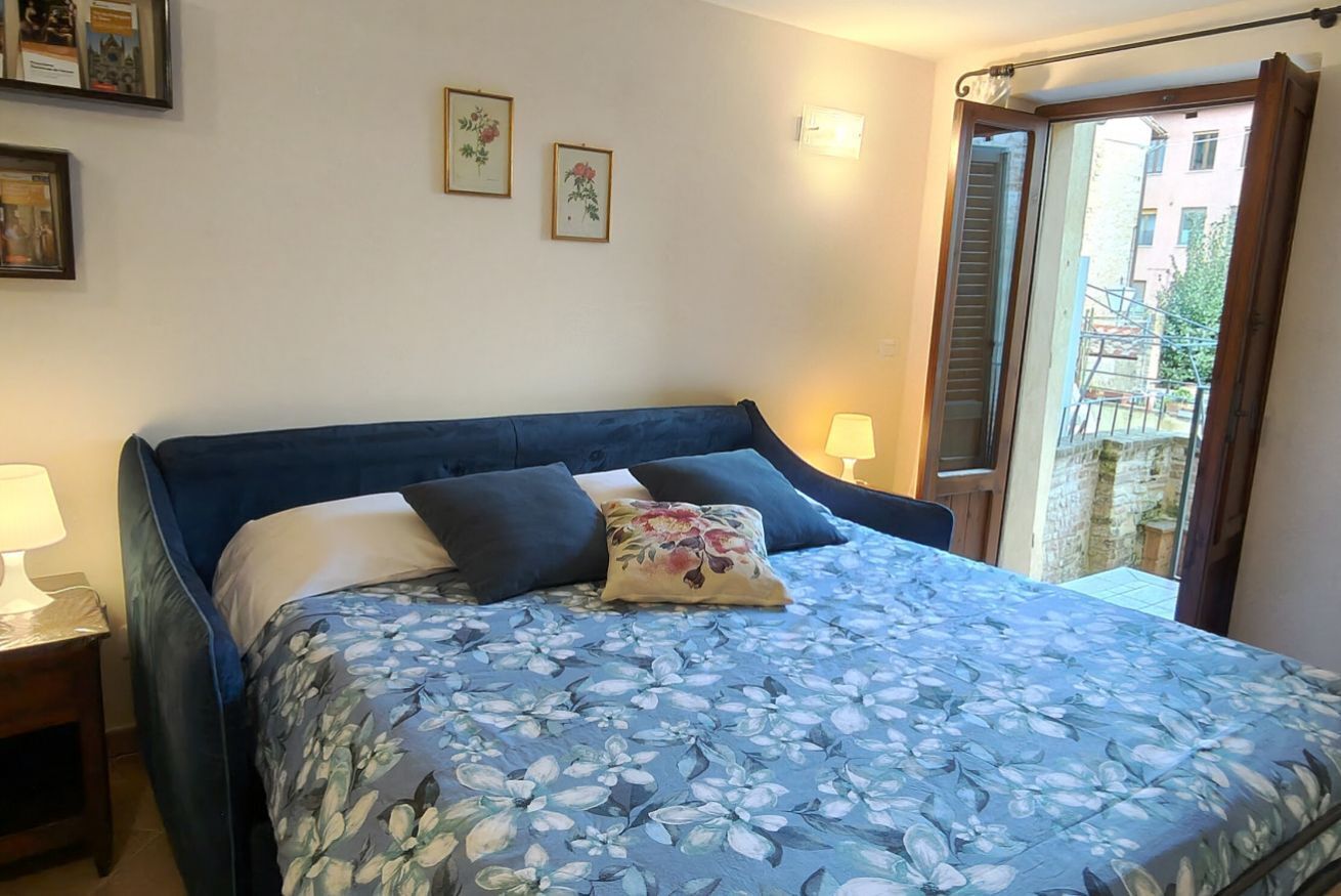 1 bedroom, iron/ironing board, internet
