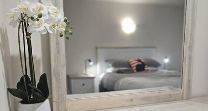 Beach, Sun & Fun *Newly Renovated*