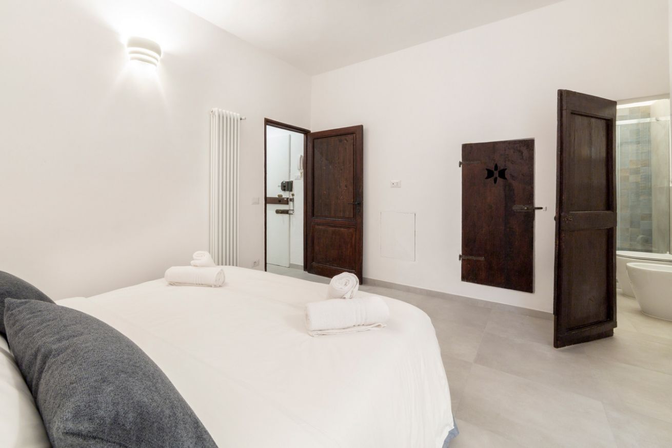 2 dormitorios, tabla de planchar con plancha, wifi y ropa de cama