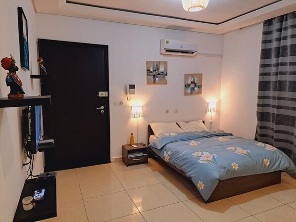 1 Schlafzimmer, Bügeleisen/Bügelbrett, kostenloses WLAN, Bettwäsche