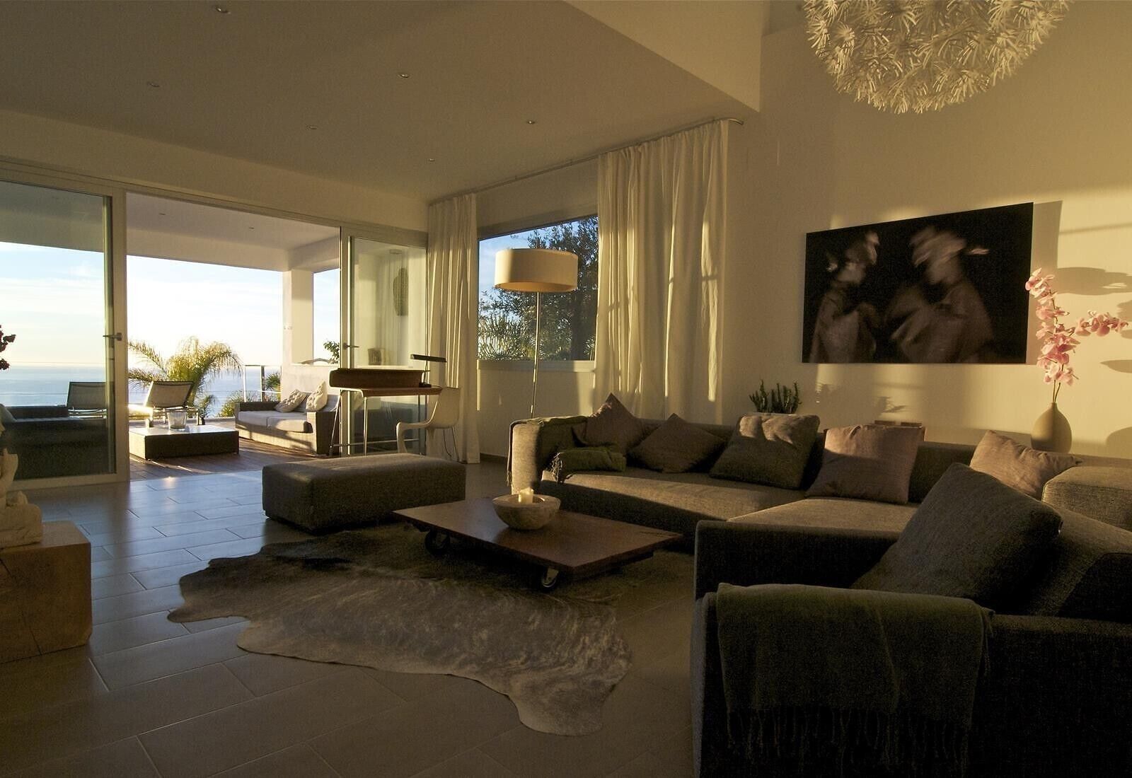 Tv, pejs, dvd-afspiller, stereoanlæg