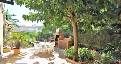 Chalet 'Villa Pep Pomar' mit privatem Pool, WLAN und Klimaanlage