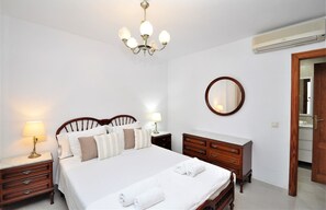 3 Schlafzimmer, Bügeleisen/Bügelbrett, kostenloses WLAN, Bettwäsche