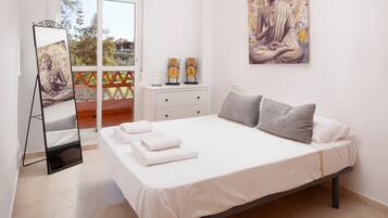 1 bedroom, iron/ironing board, free WiFi, bed sheets