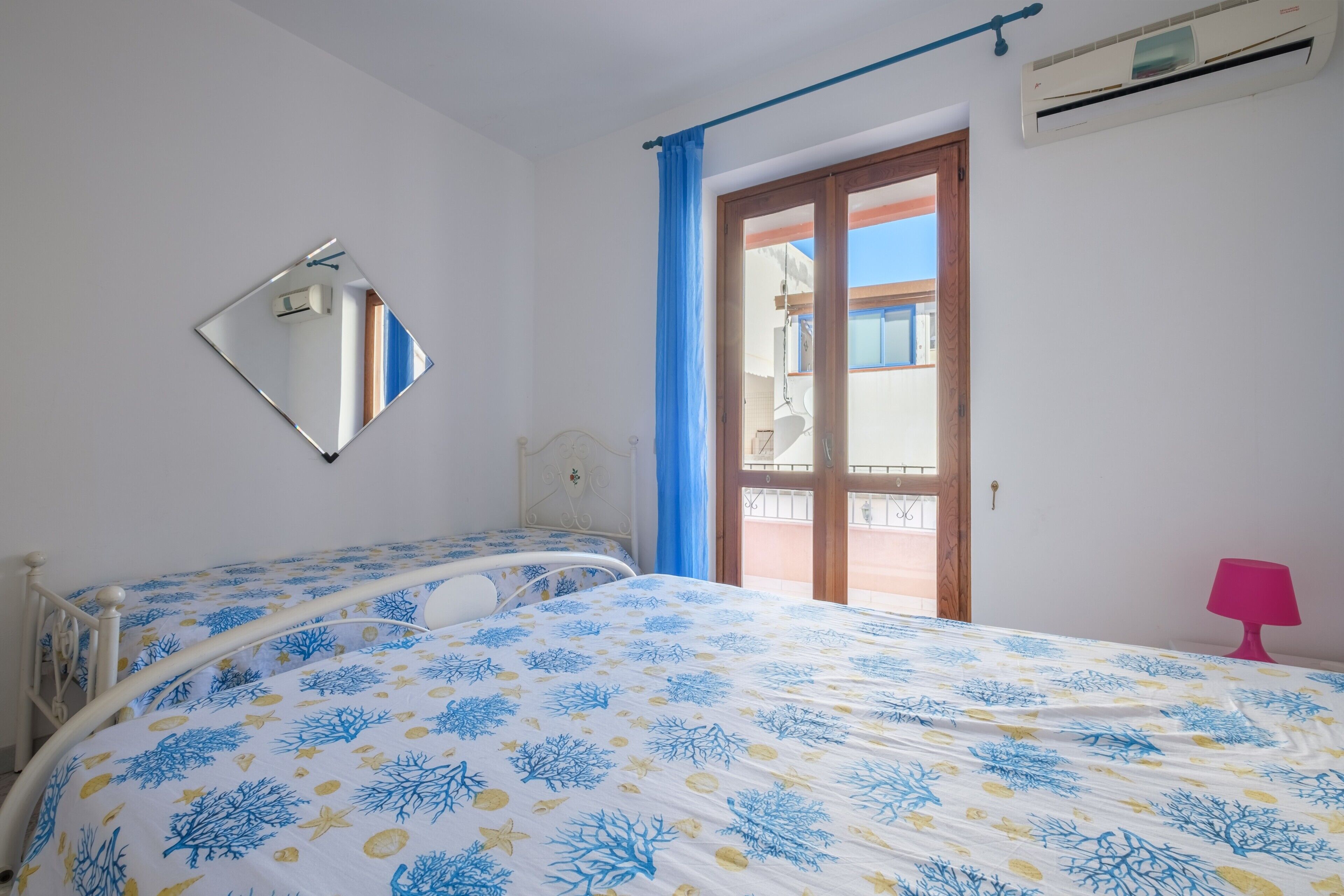 1 bedroom, iron/ironing board, WiFi (free), bed sheets