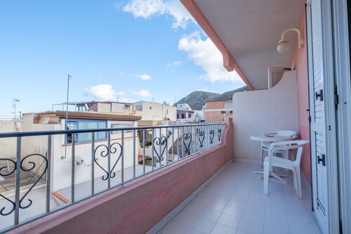 Ferienwohnung "Case Vacanza Armando Mono Lipari" in Strandnähe mit Balkon und WLAN