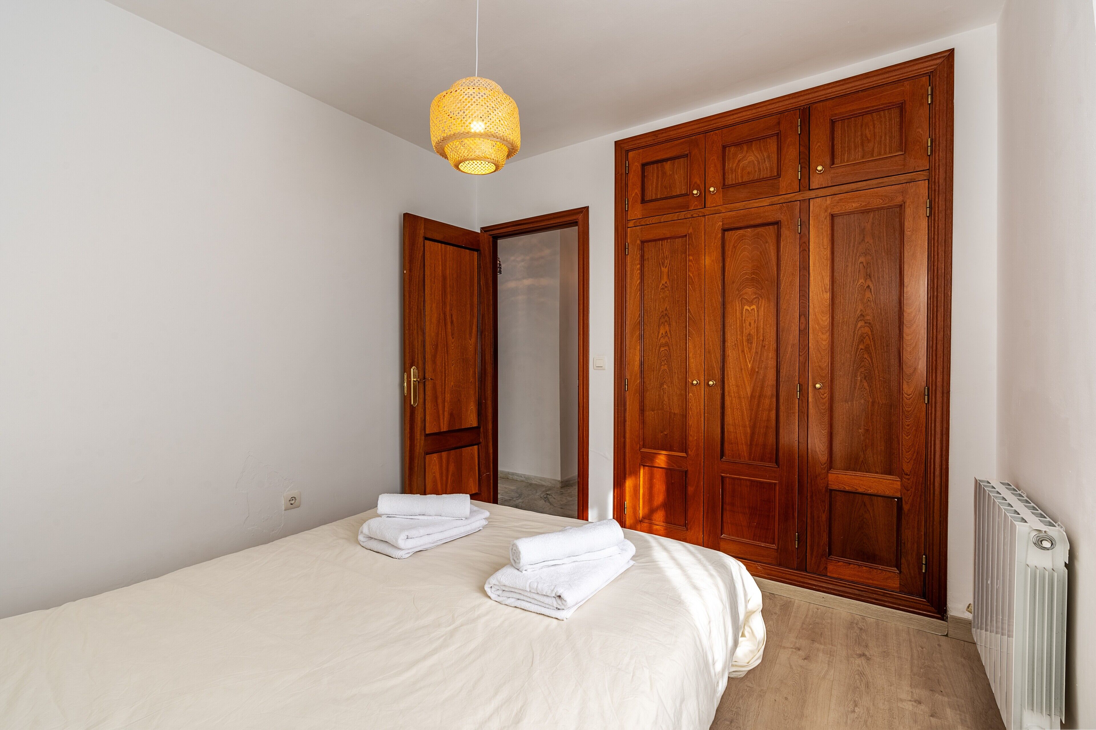 2 dormitorios, wifi gratis, ropa de cama