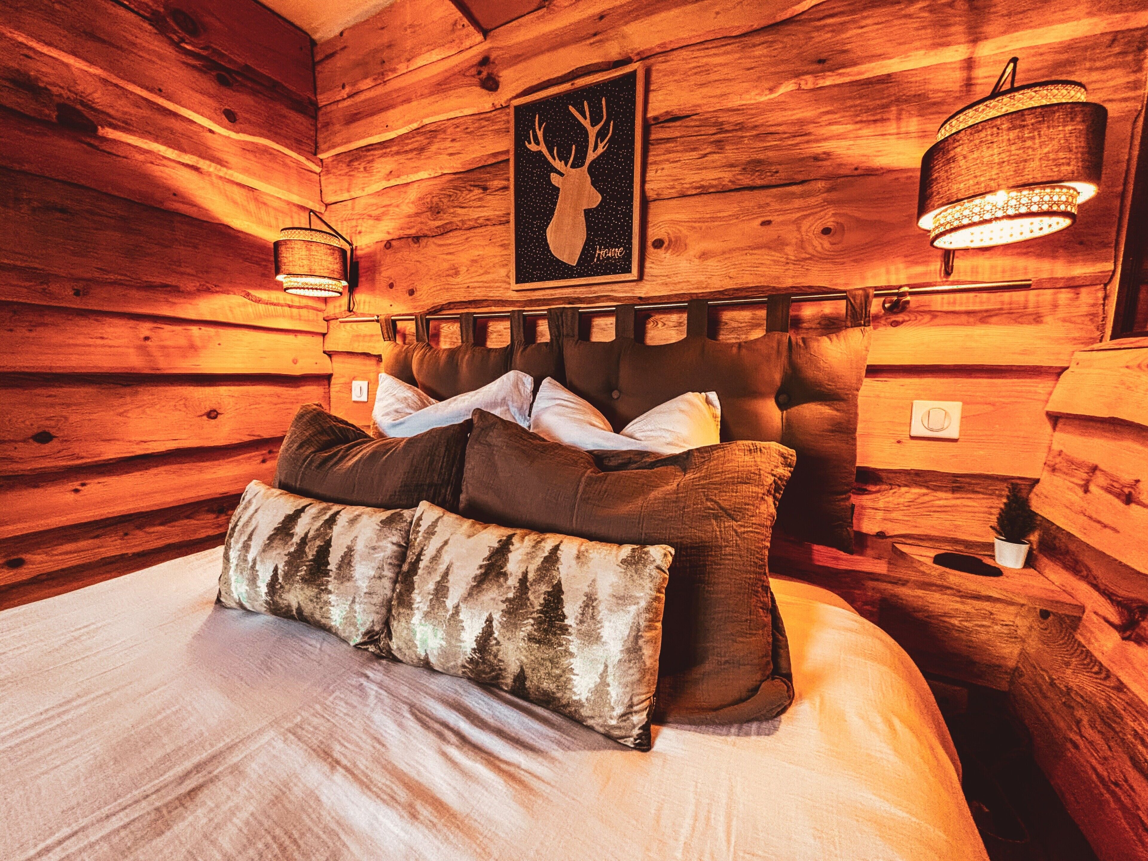 1 bedroom, iron/ironing board, bed sheets