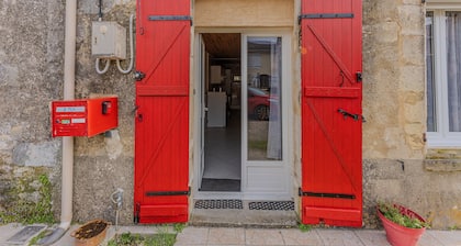 Holiday Home Chez Léa – Charming Stay in the Heart of Médoc Wine Country