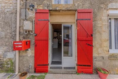 Holiday Home Chez Léa – Charming Stay in the Heart of Médoc Wine Country