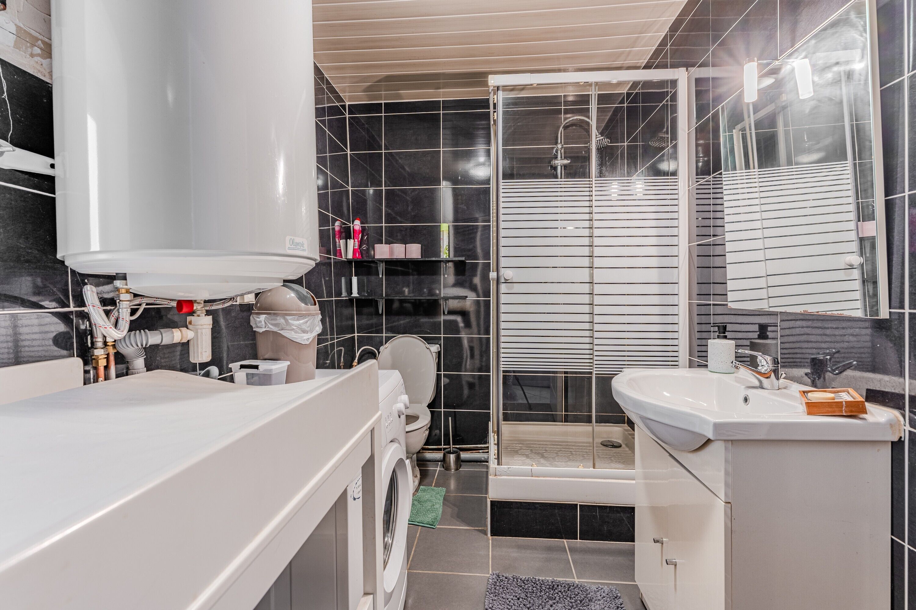 Douche, serviettes fournies