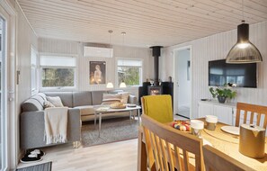 TV, fireplace, ping pong - Cozy home in Haderslev with WiFi (Haderslev)