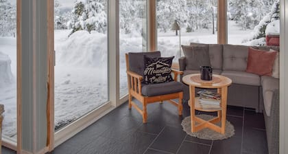 Cozy home in Noresund with kitchen