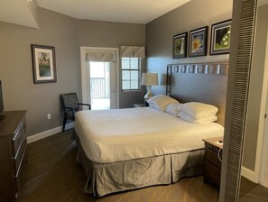 2 sovrum, strykjärn/strykbräda, wi-fi och sängkläder