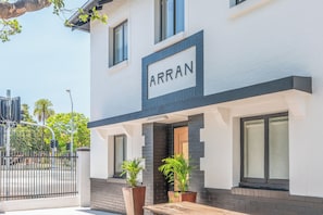 Façade de l’hébergement