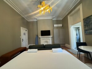 Cliveden Premium Suite 1