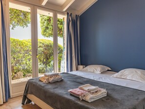 9 bedrooms, iron/ironing board, travel cot, WiFi