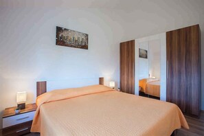 3 bedrooms, Internet