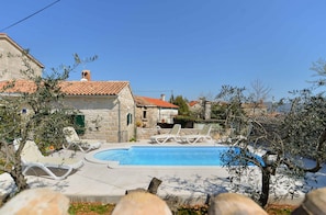 Pool - Holiday home with swimming pool on traditional property (Rakalj)