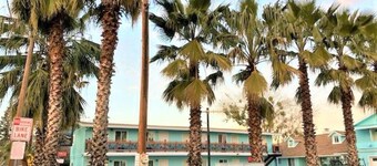 Your Oasis Awaits-On the Lake/Pier/Kitchen Lakeport Room #6