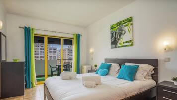 1 bedroom, iron/ironing board, free WiFi, bed sheets