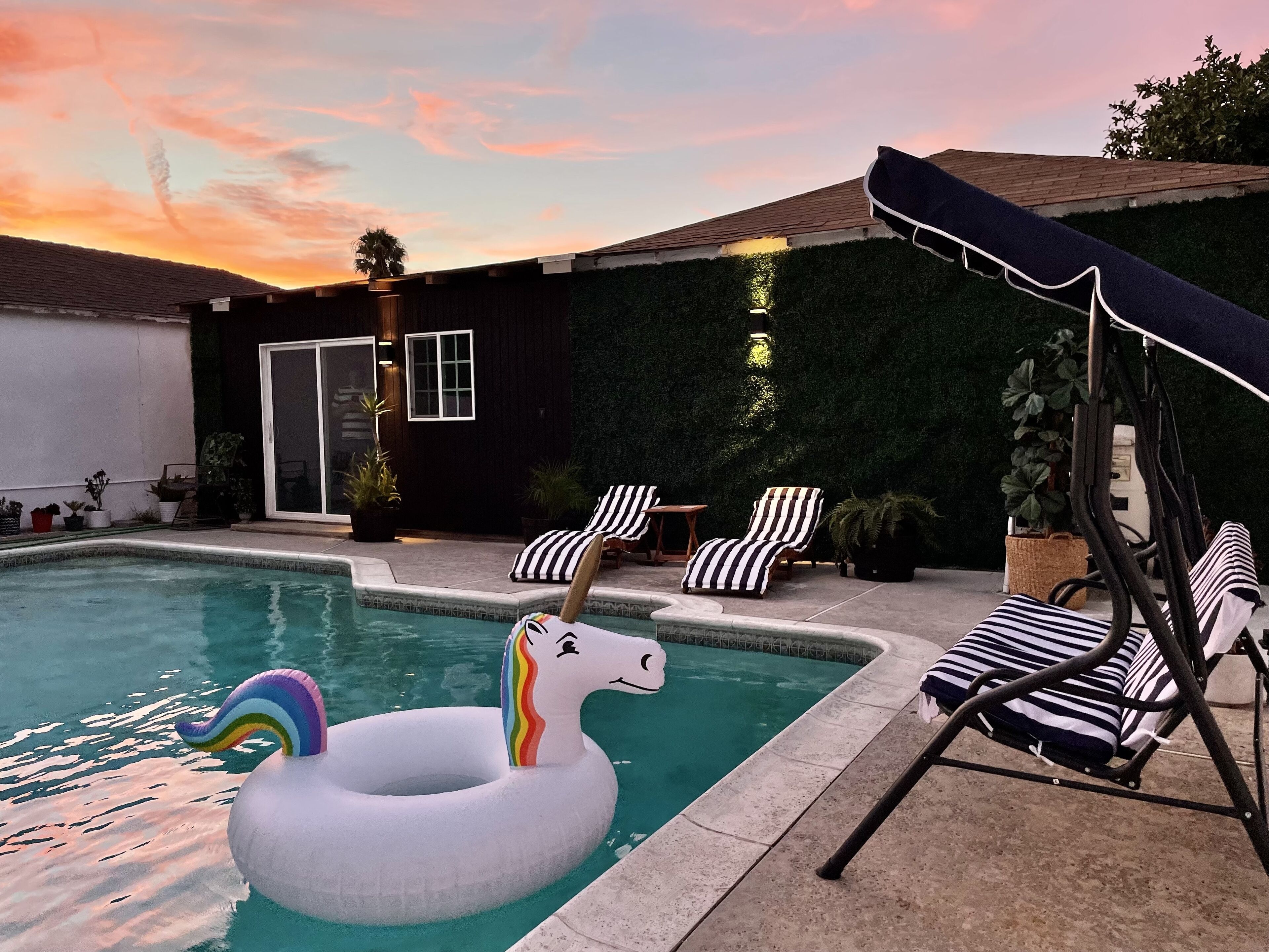 SoFi Stadium-Kia Forum-LAX-Hollywood Casino-Pool