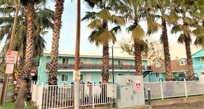 Sunrise Oasis - On the Lake/Pier/Full Kitchen Lakeport Room #1