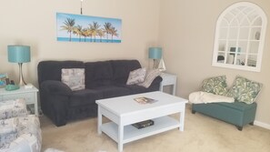 Smart TV, fireplace, DVD player, books - Great Stuart location near golf, beaches and the best of the Treasure Coast! (Stuart)