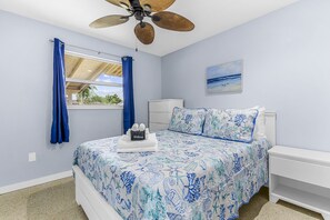 4 bedrooms, desk, iron/ironing board, travel crib