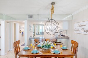 Dining - Beach Our Guest @ Sunseeker #3 Sleeps 6 Gulf Front (Panama City Beach)