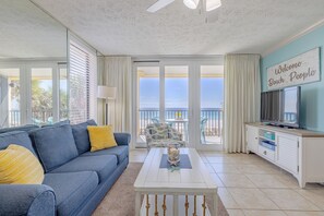 TV - Chasing Sunsets @ Sunseeker #5 Gulf front Sleeps 6 (Panama City Beach)