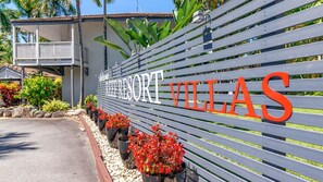 Exterior detail - 84 Reef Resort Port Douglas (Port Douglas)