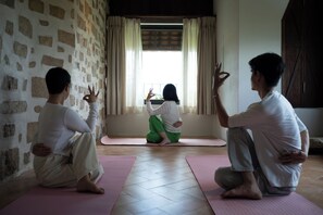 Yoga - Mùa Dalat Wellness Hotel (Da Lat)