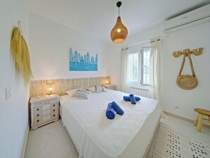 4 soverom, skrivebord og internettilgang