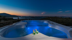 室外 SPA 浴池